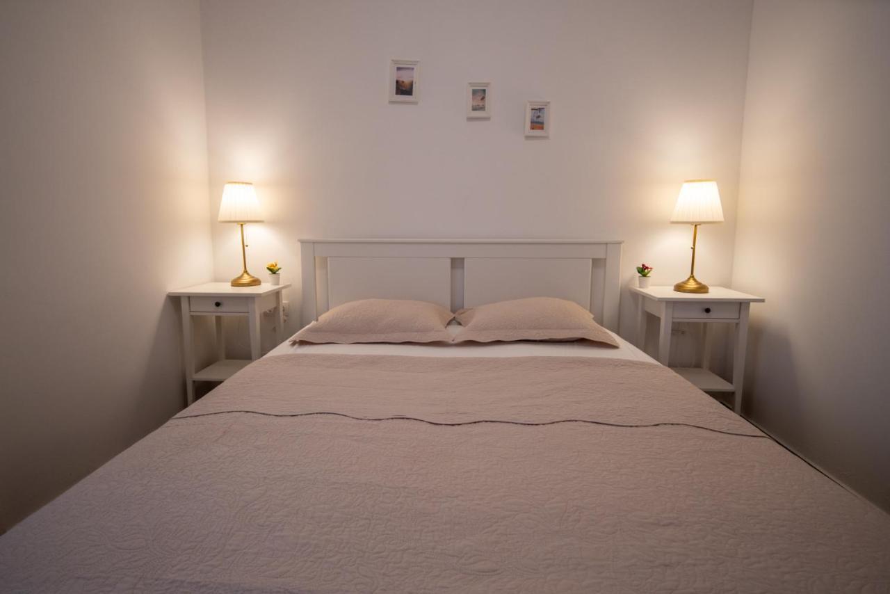 Apartmani Mara Pakoštane エクステリア 写真